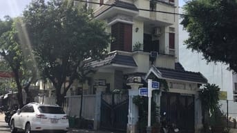 Cho thuê nhà 3 tầng, lô góc, mặt tiền đường Tố Hữu, Đà nẵng