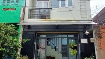 BÁN NHÀ LÊ ĐẠI HÀNH QUẬN 11, 55M2 (5*11), HẺM 4M CÁCH MT 30M 3 TẦNG.