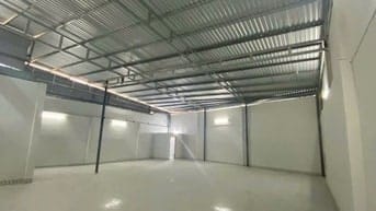 Cho thuê 220m2 kho chứa hàng  Lý Thường Kiệt  Q.11 gần 3/2 giá 33tr