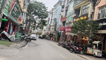 Bán nhà Tam Khương Tôn Thất Tùng 50m MT3.9m ngõ rộng Giá 11 tỷ 