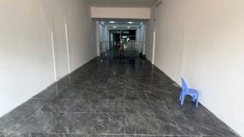 bán nhà có diện tích đất trên 200m2 mặt tiền đường nguyễn văn cừ 