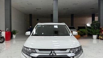 Bán Mitsubishi Outlander Premium 2.0 CVT sản xuất 2020