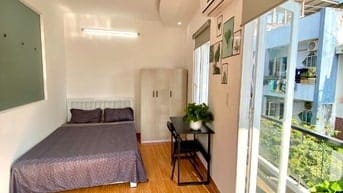 Phòng mới 100% ban công lớn, mát mẻ Ngay ngã 5 Chuồng Chó 1 phút đi bộ
