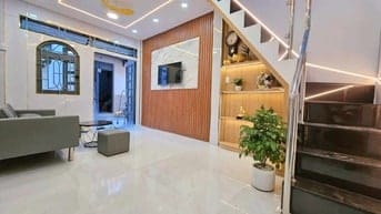 BÁN NHÀ VIP-Hòn Xện-DT82M(5X17M)3TẦNG-5PN-Đ10m-gần biển-chỉ nhỉnh 5ty