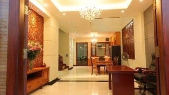 Cần cho thuê tòa nhà 5 tầng diện tích 1 tầng 90 m2, 4 phòng ngủ, 