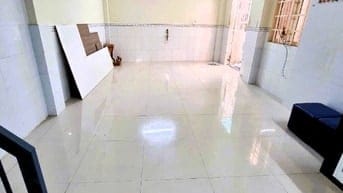 Bán nhà 2 tầng, 32m2, 3 tỷ - trong chợ Tam Hà