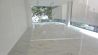 Góc 2MT kinh doanh 6x12m, trống suốt Võ Văn Tần, Quận 3