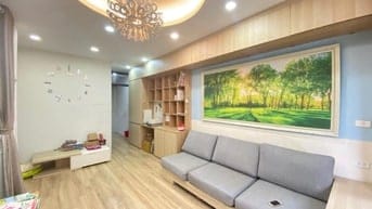 Mặt phố Đông Các, lô góc diện tích 31m2, 5 tầng.