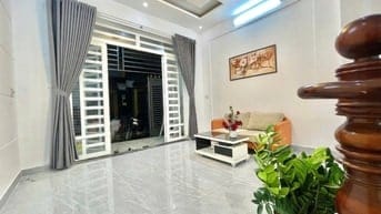 **NHÀ ĐÚC BTCT, NGAY KDC VĨNH LỘC, 1T 1L, 2PN, 2WC, DT 54M2/2TY530TR**