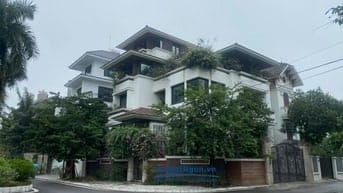Bán Biệt 4 tầng diện tích 204m2 KĐT vườn Đào đường Lạc Long Quân