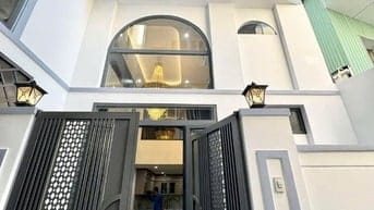 BÁN NHÀ TÂN PHÚ. DT:45m2. 1T 2L 4pn Đường xe hơi 6m đang cho thuê 10Tr