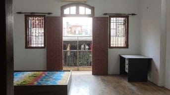 Cho thuê phòng trọ 45m2 Gốc Đề, Minh Khai-Hoàng Mai, balcon, bếp riêng