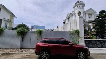 Bán đất biệt thự đường Nguyễn Duy Trinh Quận 2 giá 50 tỷ