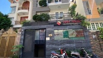 Bán biệt thự Nguyễn Minh Hoàng khu K300 Tân Bình (8x16m) hầm 3 tầng