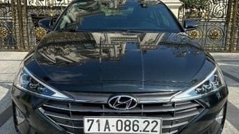 Hyundai Elantra 2.0GLS Sản xuất 2020 xe cực đẹp 