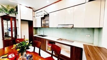 HIẾM-NHÀ ĐỘI CẤN ĐẸP 2 THOÁNG, 4PN, 30M RA OTO TRÁNH, DT41m2x4T_6,5 TỶ