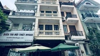 Bán Nhà KBT 5 Tầng Ngõ Phố Sơn Tây. MB 100m MT 5m Mặt ngõ KINH DOANH