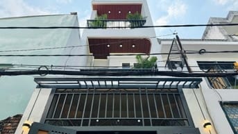 Nhà trệt + 2 Lầu tuyệt đẹp CAO CẤP, hẻm xe hơi sau lưng MT Đường Số 9,