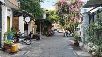 Bán nhà hẻm 8m thông Độc Lập 4 x 14m đúc 3 tấm giá 7,65 tỷ
