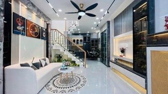 BÁN LỖ CĂN NHÀ ĐẸP!Đ.Trần Nhân Tôn P2 Quận 10,DT:36m2/2.050 Tỷ,HXH