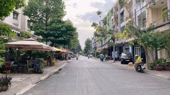 Càn bán căn nhà Mặt tiền 6 lầu gần đại siêu thị Aeon Cao Lỗ P4, Q 8