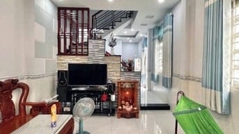 KD kẹt vón bán gấp nhà 1T1L 60M2 / 1 Tỷ 020tr GV_Dương Quảng Hàm SHR