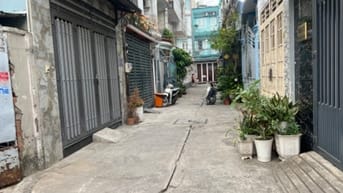 Nhà hẻm xe hơi DT: 4,1x14m, Đường Số 14, P8, Q.Gò Vấp, giá: 4,1 tỷ.