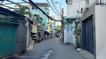 Nhà gần hẻm ô tô Chu Văn An, Bình Thạnh. DT: 4m x 17m (66m2). 3 tầng