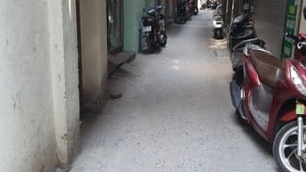 MẶT NGÕ THÔNG THOÁNG - KHU VỰC DÂN CƯ ĐÔNG ĐÚC - KINH DOANH TỐT