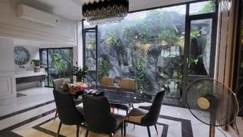 Bán biệt thự  Bạch Mã, Cư xá Bắc Hải. Dt đất 189,1m1. Hầm, 4 lầu