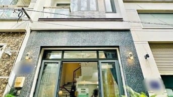 Kẹt vốn bán nhà 2 lầu 1 sân thượng gấp, hẻm Thành Thái 65m2, sổ riêng