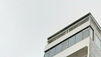 Nhà nguyên căn 7 tầng mới xây có thang máy