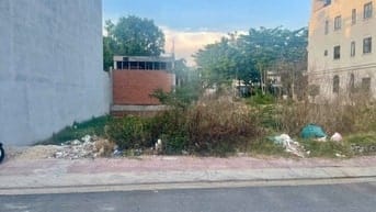 Tôi cần bán lô đất trong KDC gần Ngã Tư Tạ Quang Bửu - Bến Xe Quận 8 