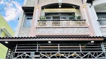 3TỶ450 CẦN BÁN GẤP NHÀ BÙI MINH TRỰC, QUẬN 8 SẰN HĐT 17 TRIỆU 