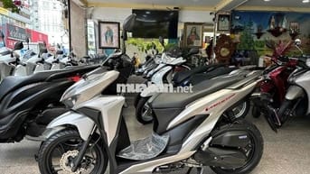 VARIO 150 1/2024 Bạc Đen BSTP 17666 Chính Chủ
