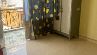 Cho thuê phòng đẹp sạch thoáng mặt tiền đường Đặng Thúc Liêng phường 4