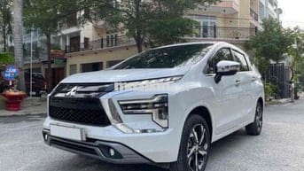 Mitsubishi Xpander 2023 Premium màu trắng siêu mơi