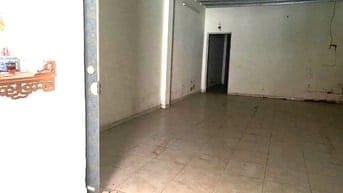 Cho thuê kho hàng 150m2 ,ngõ 76 phố An Dương, tải 5 tấn đỗ cửa , 10tr
