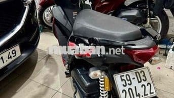 Nhà dư xe cần bán