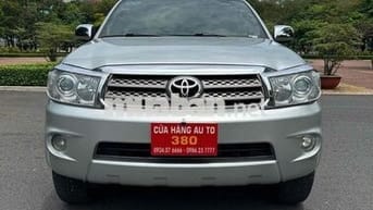 Toyota Fortuner 2009 2.7V 4x4 AT