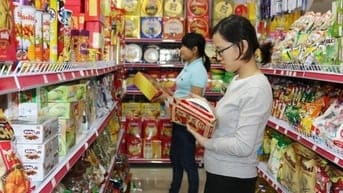 Tuyển LĐPT làm việc tại cửa hàng lương cao đi làm ngay