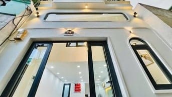 Kẹt tiền bán gấp nhà Huỳnh Văn Bánh, Phú Nhuận. Giá 3,29 tỷ/60m2, HXH