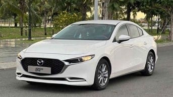 Mazda 3 2022 1.5L Luxury - 460000 km