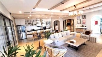 👉 Em có 20 căn 2PN& 3PN cần bán, thuộc khu đô thị  Vinhomes Times Cit