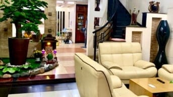 Nhà phố cực đẹp ngay trung tâm Quận