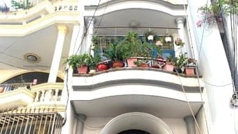 🌇mặt tiền 6 lầu 4,1x 17,5 (71m2 ) gần trung tâm 