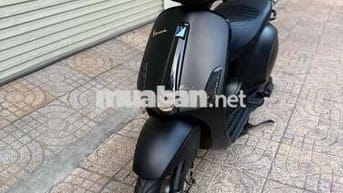 cần bán xe vespa sprint đen nhám notte 2019