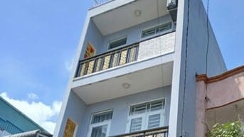 Nhà MTKD đường Lê Văn Quới, 4m x 21m, 2 lầu - tiện KD, buôn bán