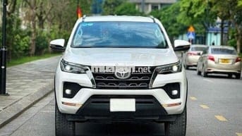 Toyota Fortuner 2022 2.4L 4x2 AT - 60000 km