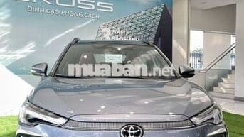 ✅TOYOTA CROSS 2025✅TRẢ 164TrĐ CÓ XE✅GIẢM 50% THUẾ